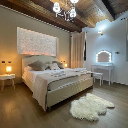 コマッキオ Vicolosei Bed & Breakfast エクステリア 写真