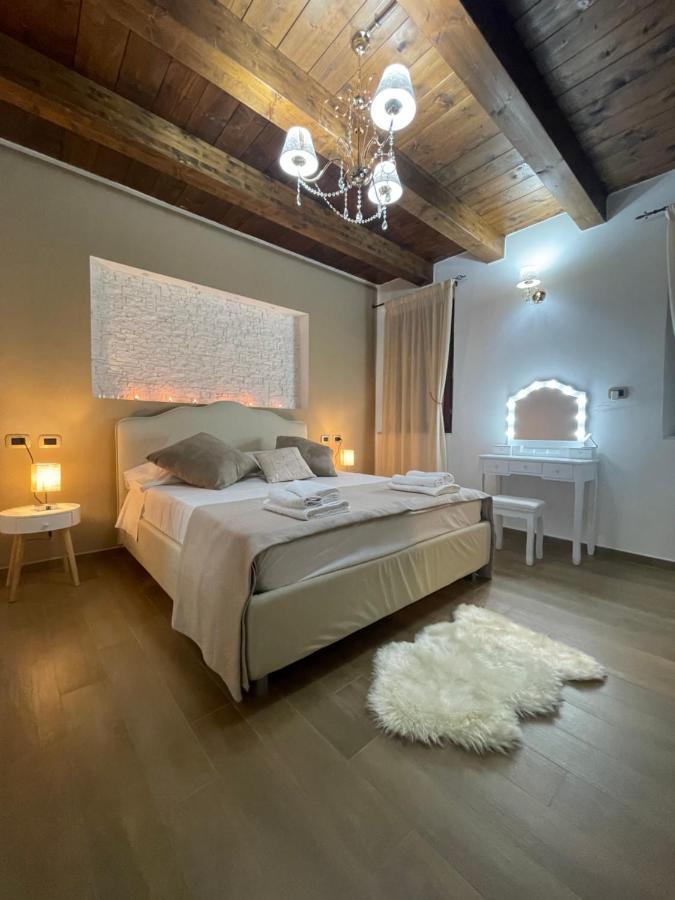コマッキオ Vicolosei Bed & Breakfast エクステリア 写真