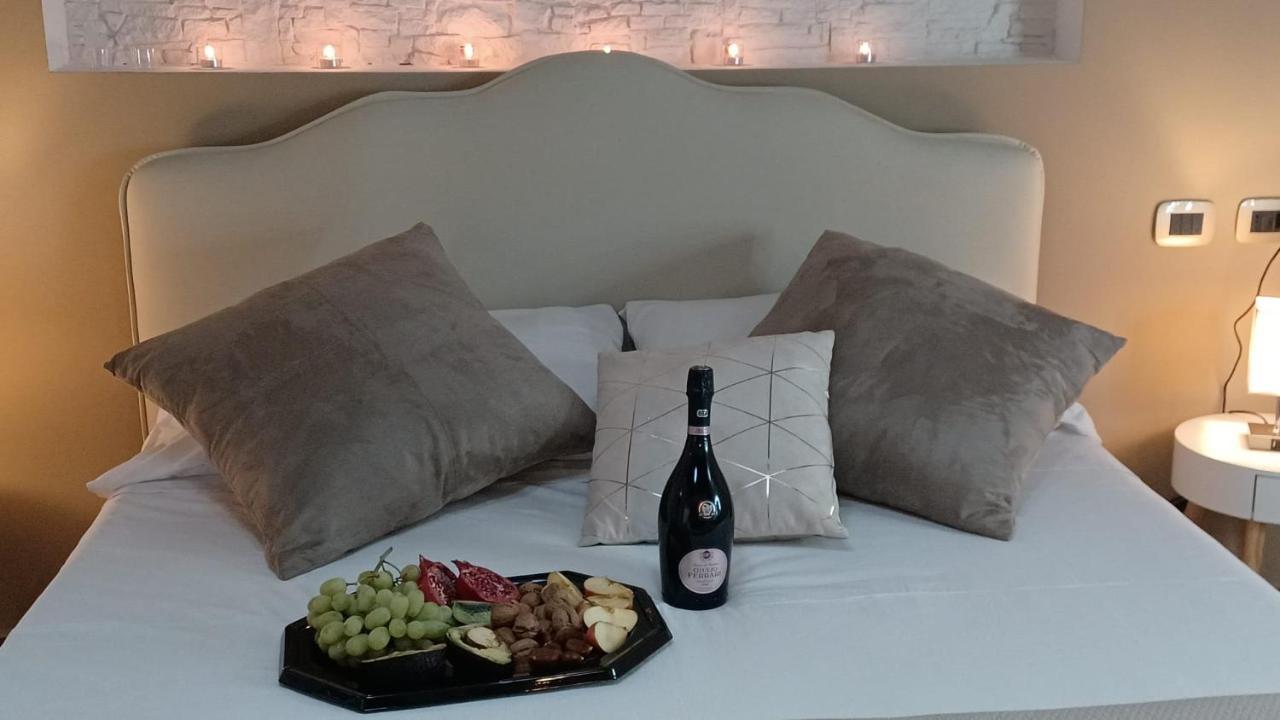 コマッキオ Vicolosei Bed & Breakfast エクステリア 写真