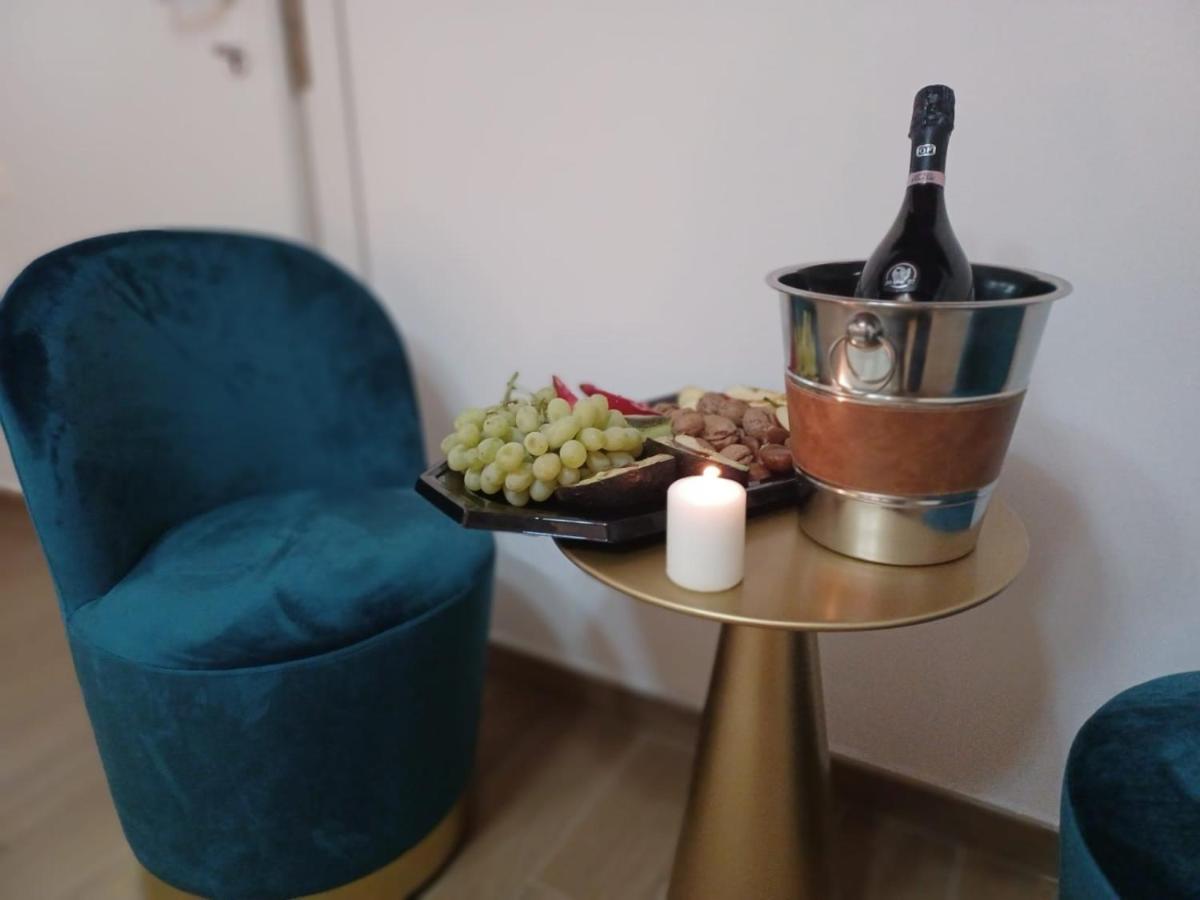 コマッキオ Vicolosei Bed & Breakfast エクステリア 写真
